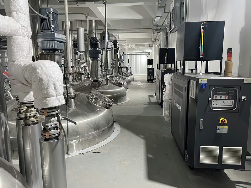 反應釜控溫，150KW有機熱載體爐和高溫油溫機， (1)