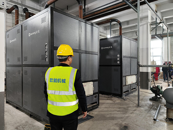 塑料添加劑反應(yīng)釜控溫750KW防爆導(dǎo)熱油爐「歐能機(jī)械」